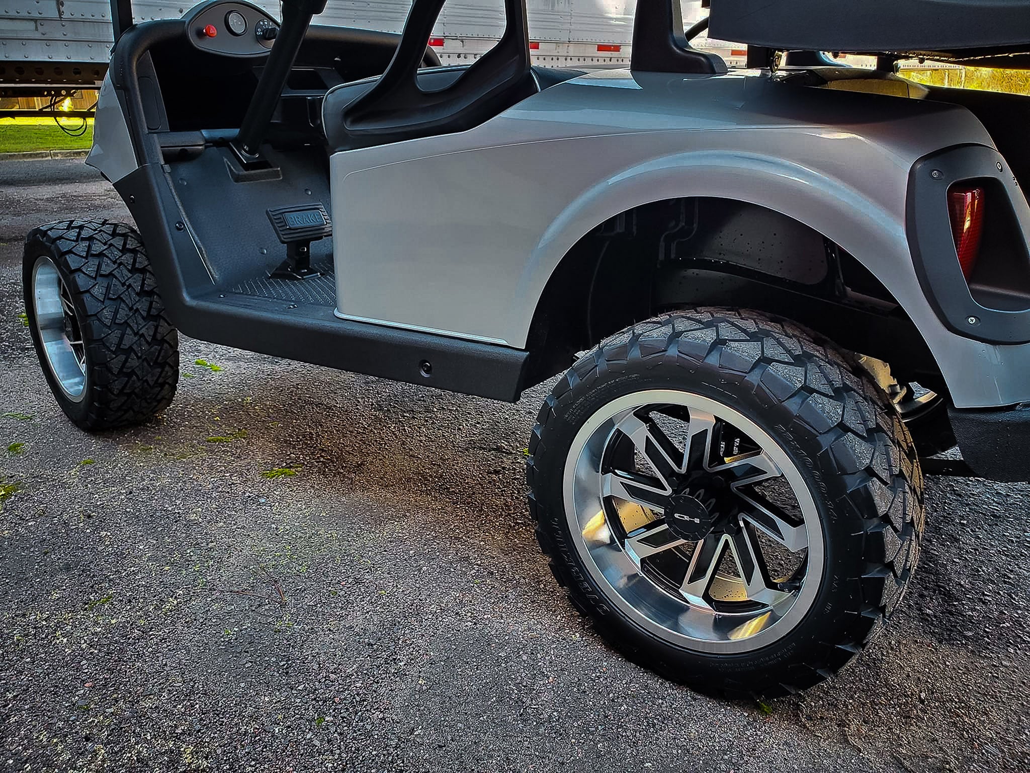 Shop the HD Golf Wheels SAW Gloss Black Machined Face & Lip online today for your Club Car, Cushman, EZGO, ICON EV, Garia, Massimo, Polaris, or Yamaha Golf Cart.