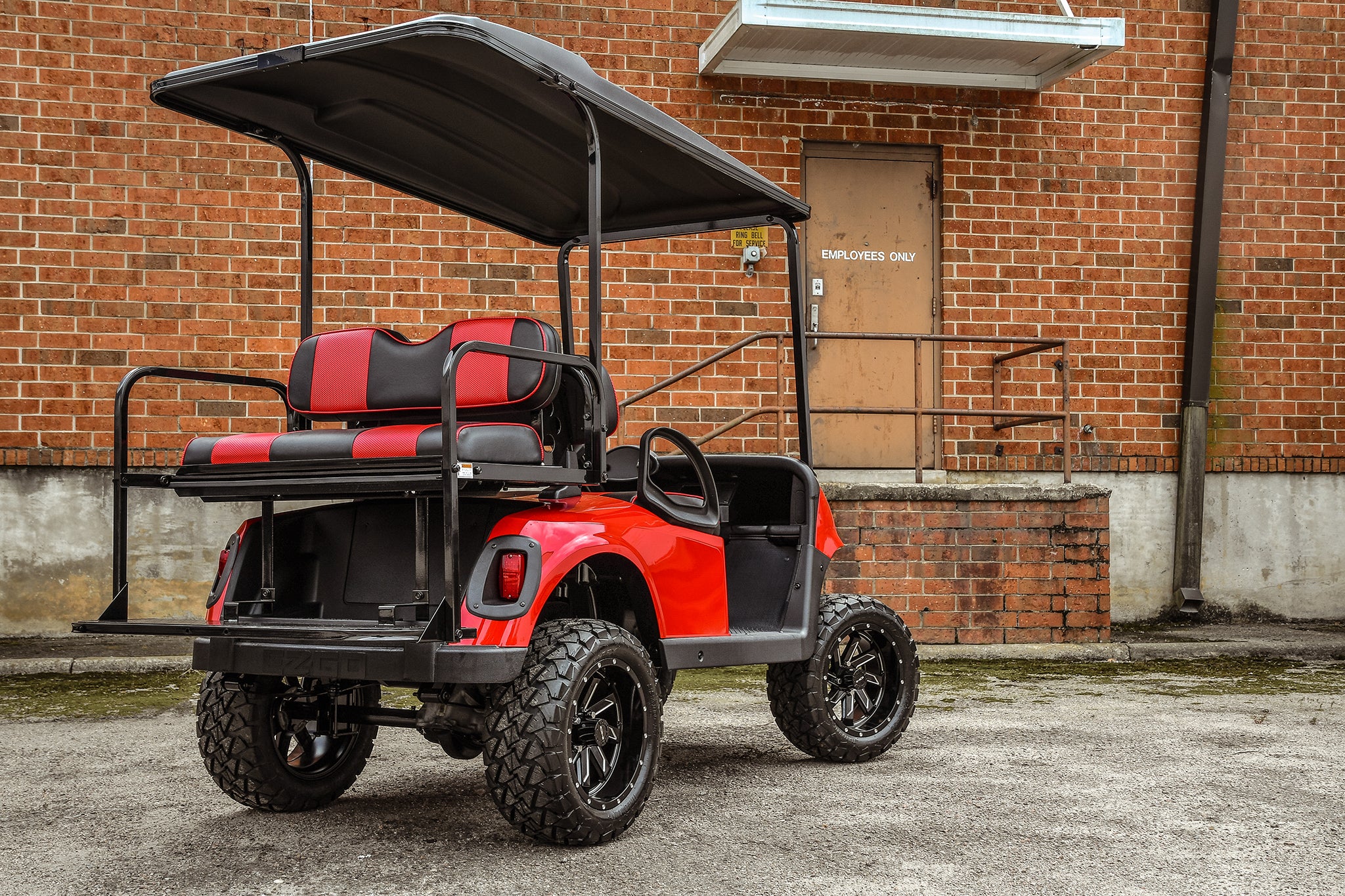 Shop the HD Golf Wheels SAW Gloss Black Milled Edges online today for your Club Car, Cushman, EZGO, ICON EV, Garia, Massimo, Polaris, or Yamaha Golf Cart.