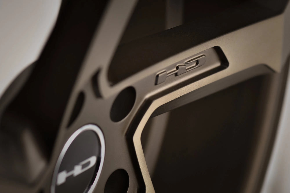 HD Wheels Passenger Car Wheels 20x8.5 | 5x114.3 | et35mm | 6.1 in | 73.1mm HD Wheels Kink | Satin Bronze Machined Face with Bronze Clear