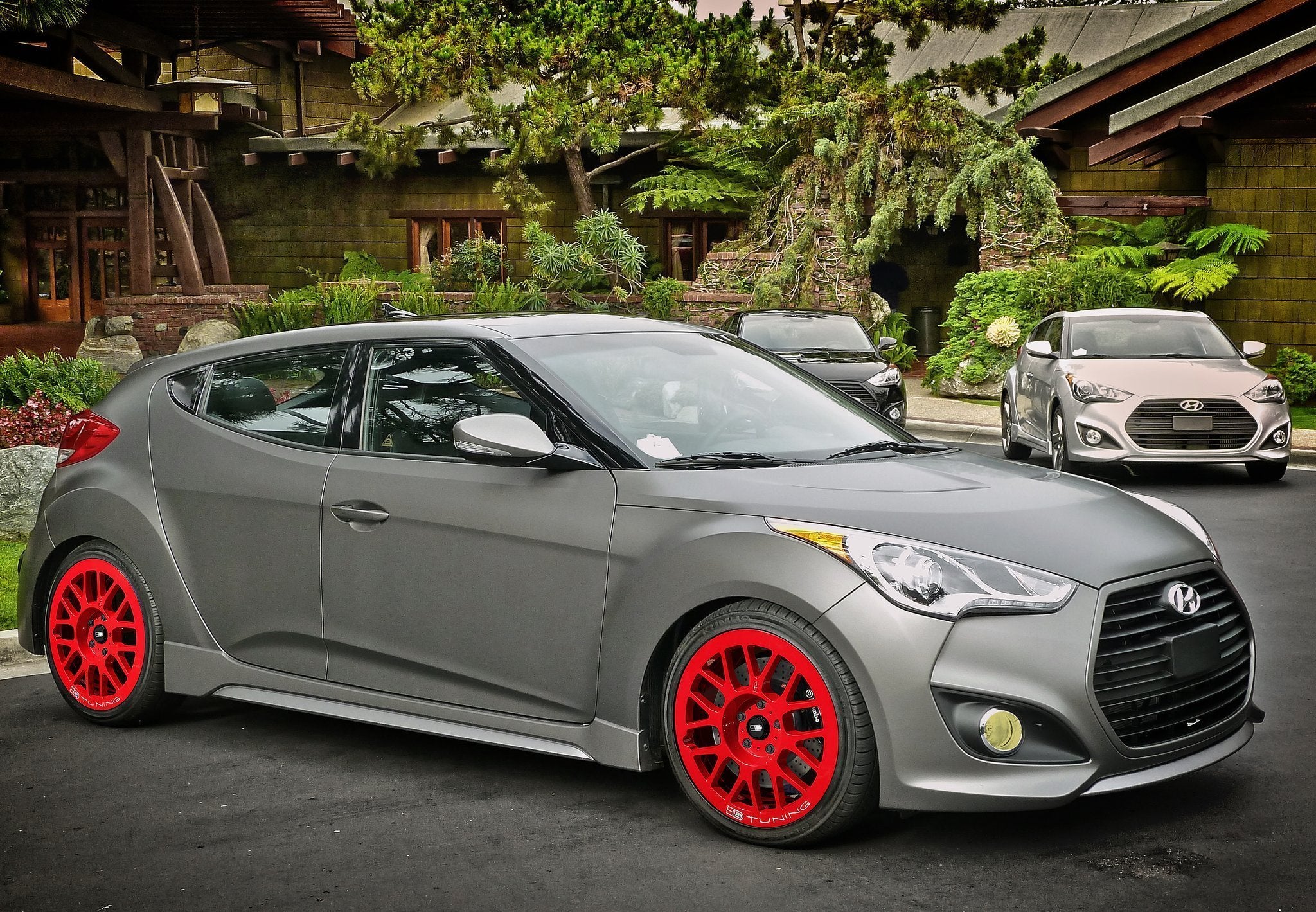 What are Alloy Wheels and what advantages do they have?