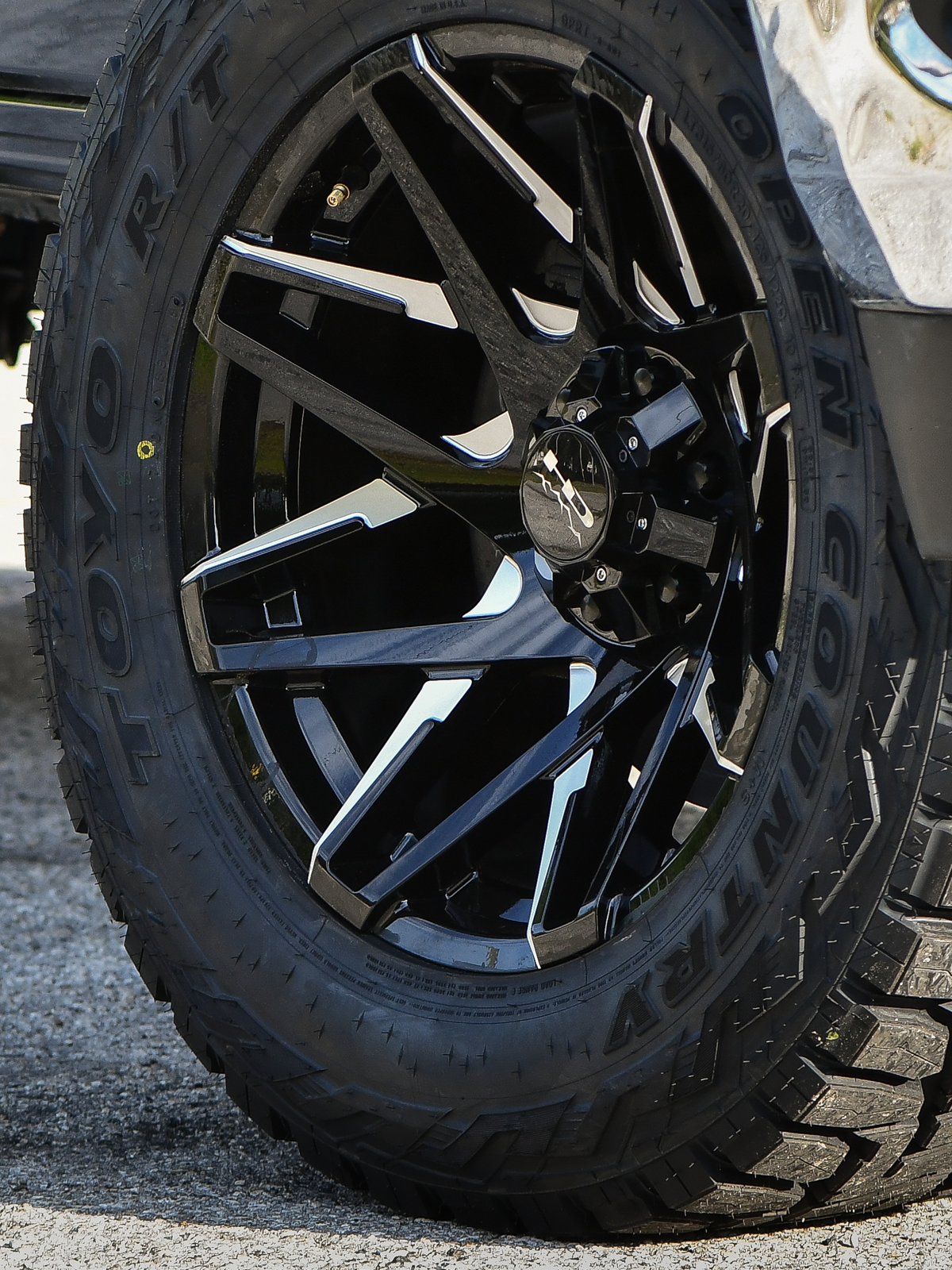 HD off-road wheels canyon gloss black milled face