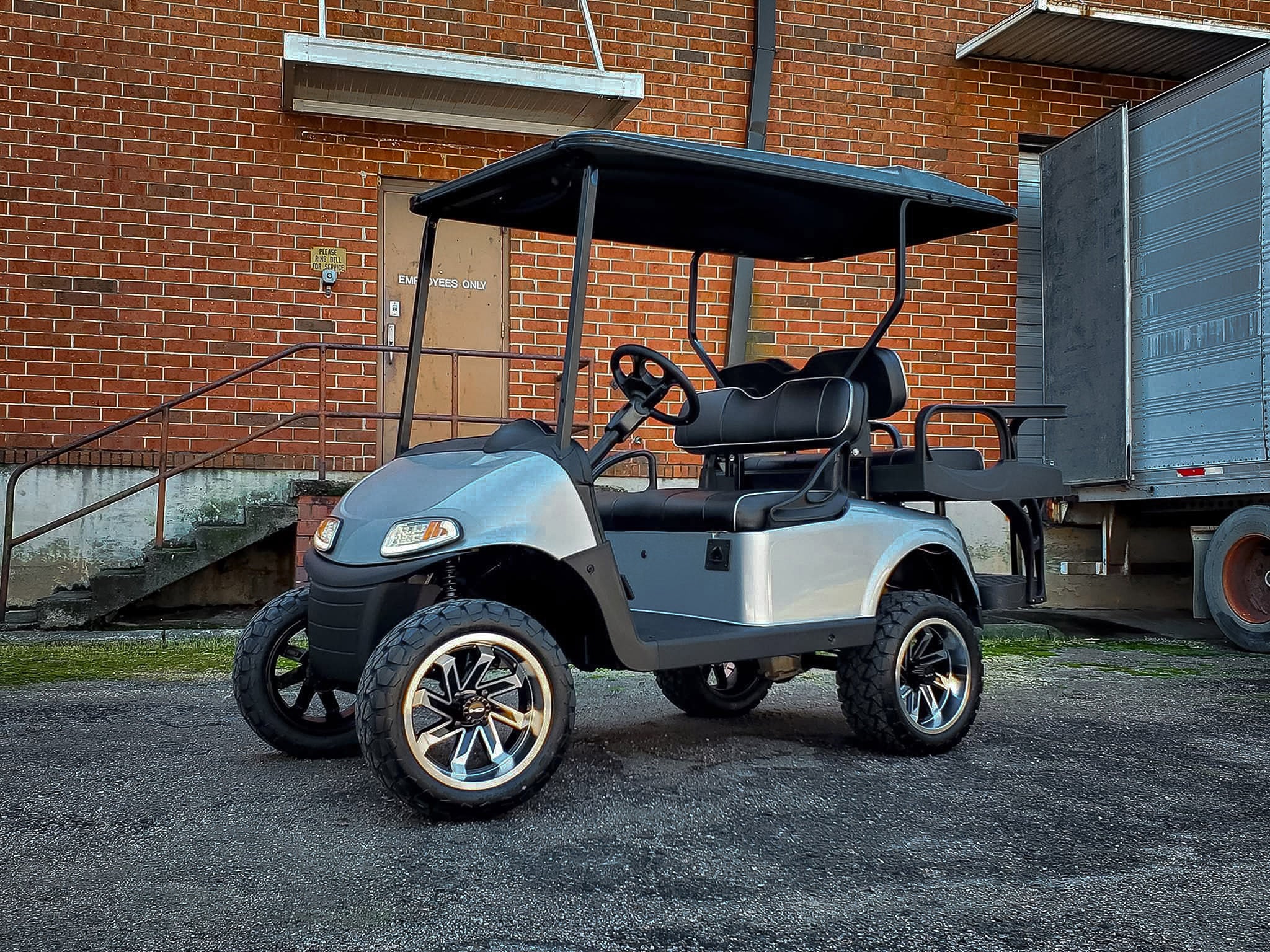 Shop the HD Golf Wheels SAW Gloss Black Machined Face & Lip online today for your Club Car, Cushman, EZGO, ICON EV, Garia, Massimo, Polaris, or Yamaha Golf Cart.