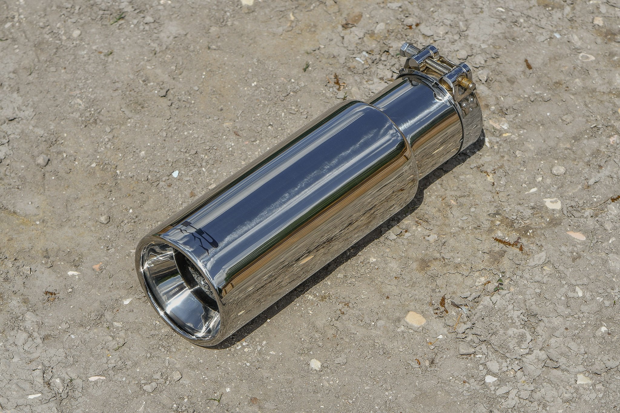 HD Off-Road Universal Polished Stainless Steel Exhaust tip for Chevrolet, Ford, GMC, JEEP, Nissan, & Toyota Trucks & SUV's